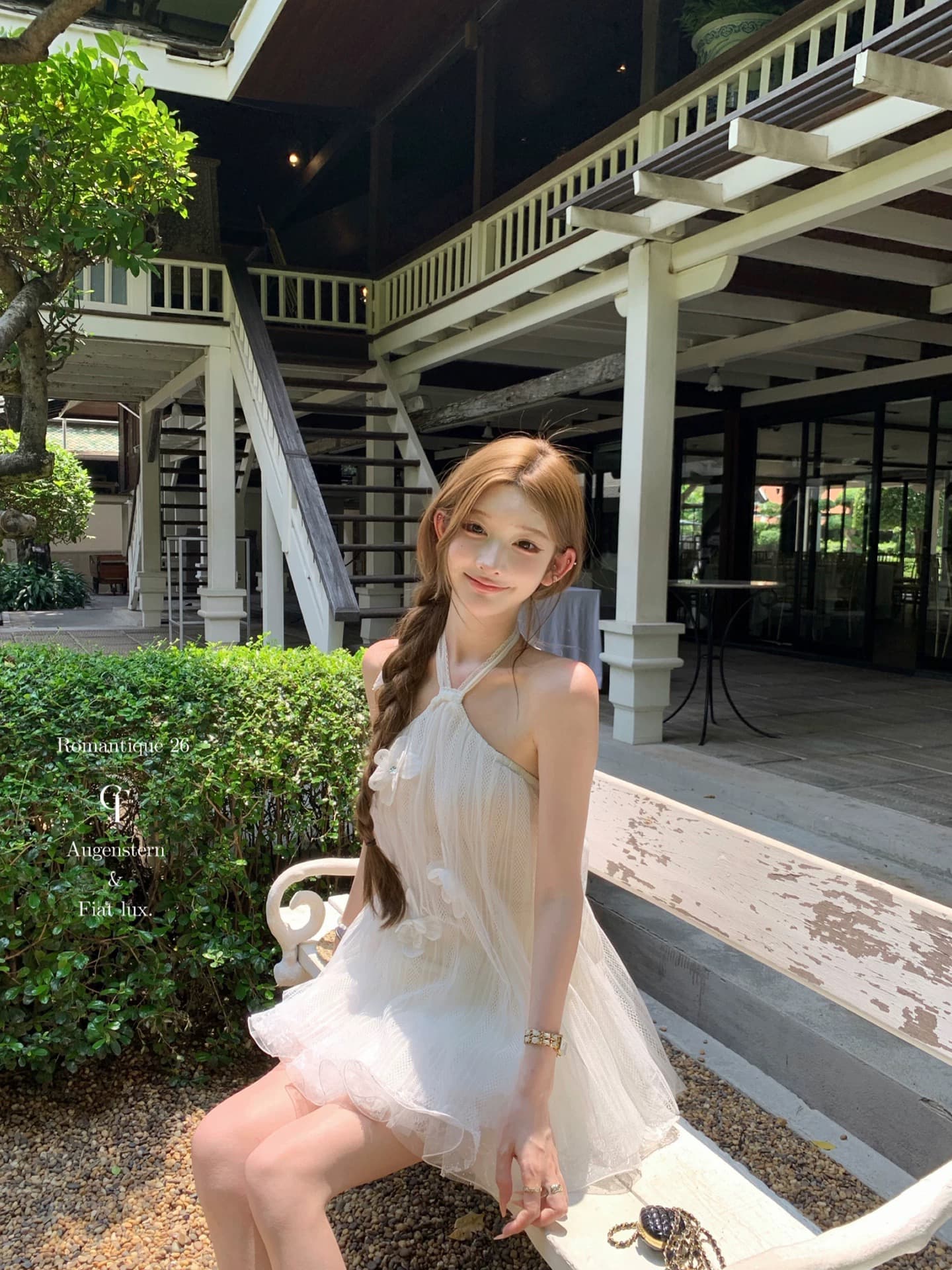 늦게 우산 우산 26 ss 무거운 꽃잎 화이트 캄파넬라 세과 행침 목 망사 꽃 맨위 파란색 주간 실크 라이 경기 서울 긴 바지 상세 이미지 1
