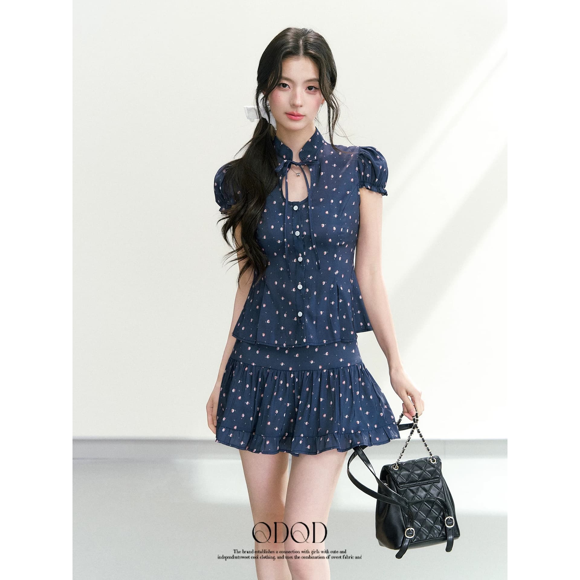 qdqd 새로운 중식 달콤함 홀로우 아웃 스탠드 칼라 거품 소매 꽃무늬 반팔 맨위 허리 수축 슬림해 보이는 미니 스커트 세트 여름 이미지 5