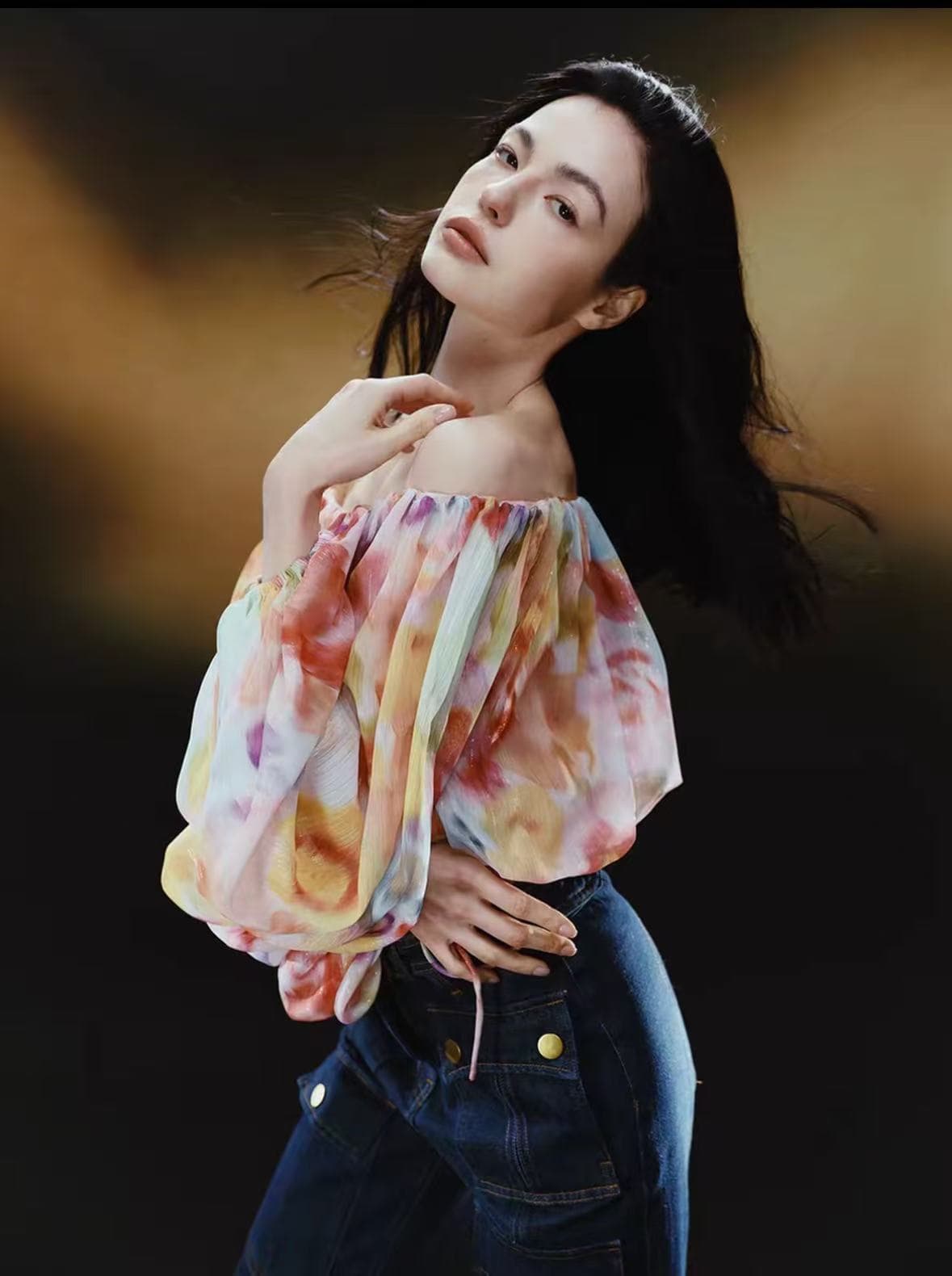 ~로 운전 해 가다 차 기장 광택 실 크리스탈 실 오프숄더 맨위 여름 새로운 홀치기 염색 거품 소매 쇼트 스타일 셔츠 상세 이미지 13