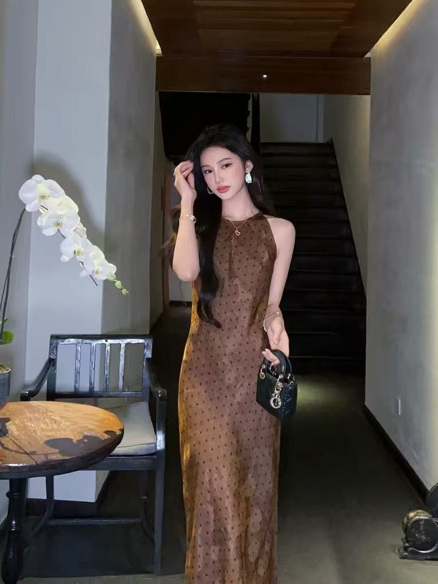 고급 빛 럭셔리 자카드 여성 드레스 여름 새로운 프랑스식 레트로 품격 슬림해 보이는 자이언트 잘 생긴 도트 무늬 길다 치마 이미지 5