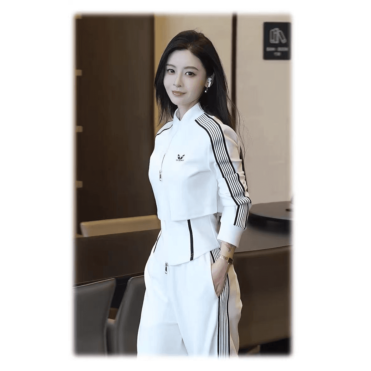 패션 세트 여성 2026 이른 가을 새로운 리본 페이크 레이어드 더블 지퍼 긴팔 슬림해 보이는 긴 바지 투피스 세트 이미지 6