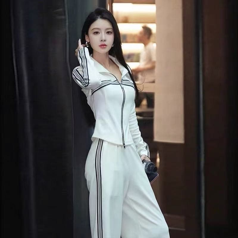 한 부서 운동 바람 패션 세트 여성 가을 겨울철 스트라이프 폴로 칼라 긴팔 후드티 하이웨이스트 넓은 다리 길이 바지 투피스 세트 상세 이미지 1