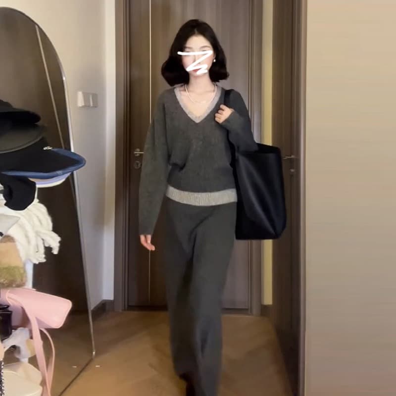 가을 겨울 회색 니트 임산부 수유 드레스 2025 새로운 한 부서 고급 센스 품격 롱 스커트 투피스 세트 상세 이미지 7