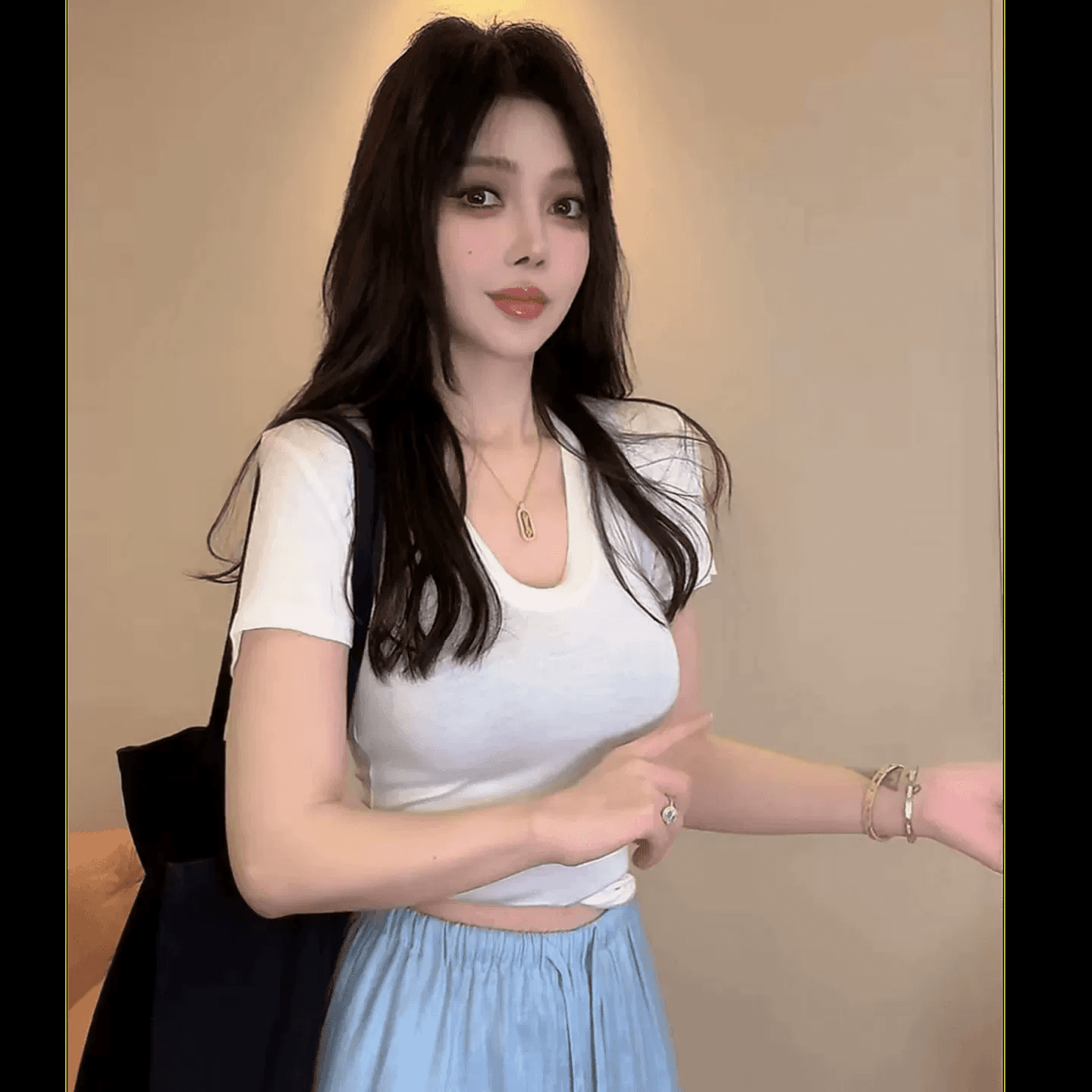 미니멀리즘 바람 핑크색 긍정적 인 어깨 u 칼라 반팔 티셔츠 여름 새로운 디자인 센스 꼬집기 허리 슬림해 보이는 단색 기초 섹션 맨위 상세 이미지 2