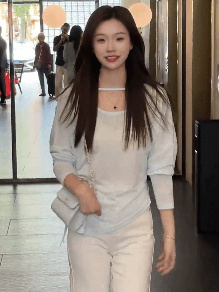 부드러운 바람 양성 및 음성 양면 착용 긴팔 티셔츠 여성 2026 여름 새로운 디자인 센스 패션 고유 한 Chic 맨위 상세 이미지 3