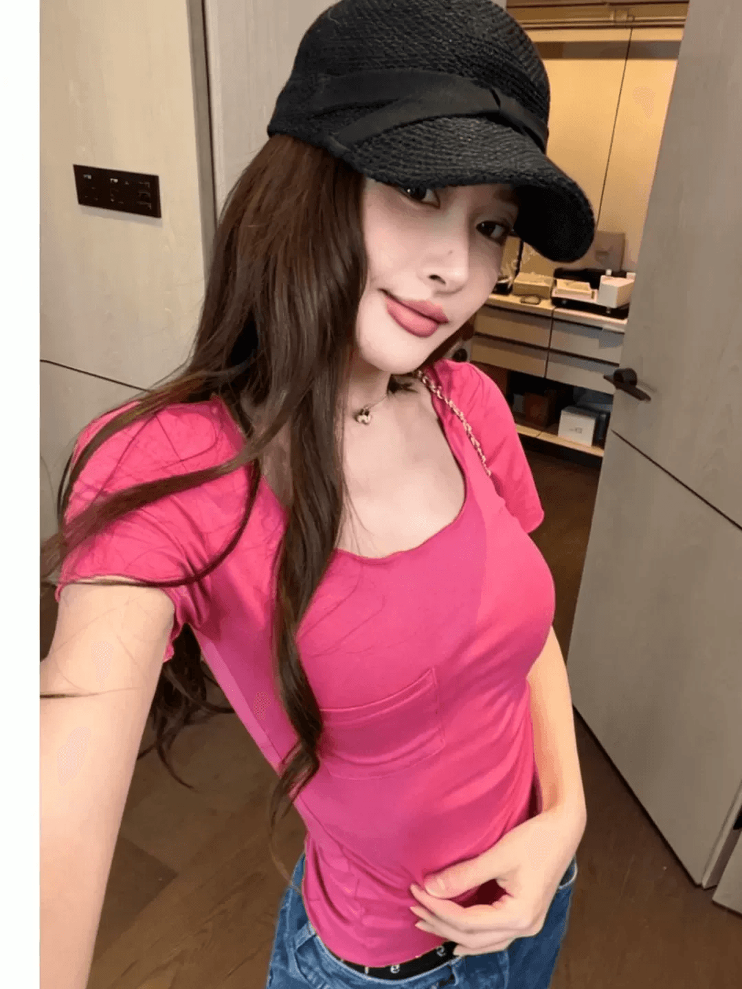 익스트림 제인 바람 단색 긍정적 인 어깨 u 칼라 반팔 티셔츠 여성 여름 새로운 디자인 센스 다용도 단색 기초 섹션 짧은 맨위 상세 이미지 4