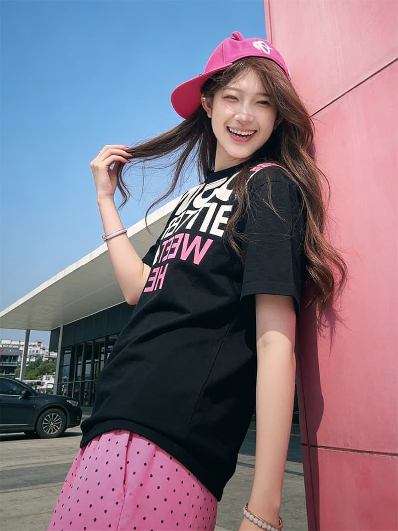 아메리칸 캐주얼 슬림해 보이는 맨위 남녀 여름 새로운 디자인 센스 알파벳 프린트 작은 키 다용도 반팔 티셔츠 상세 이미지 5