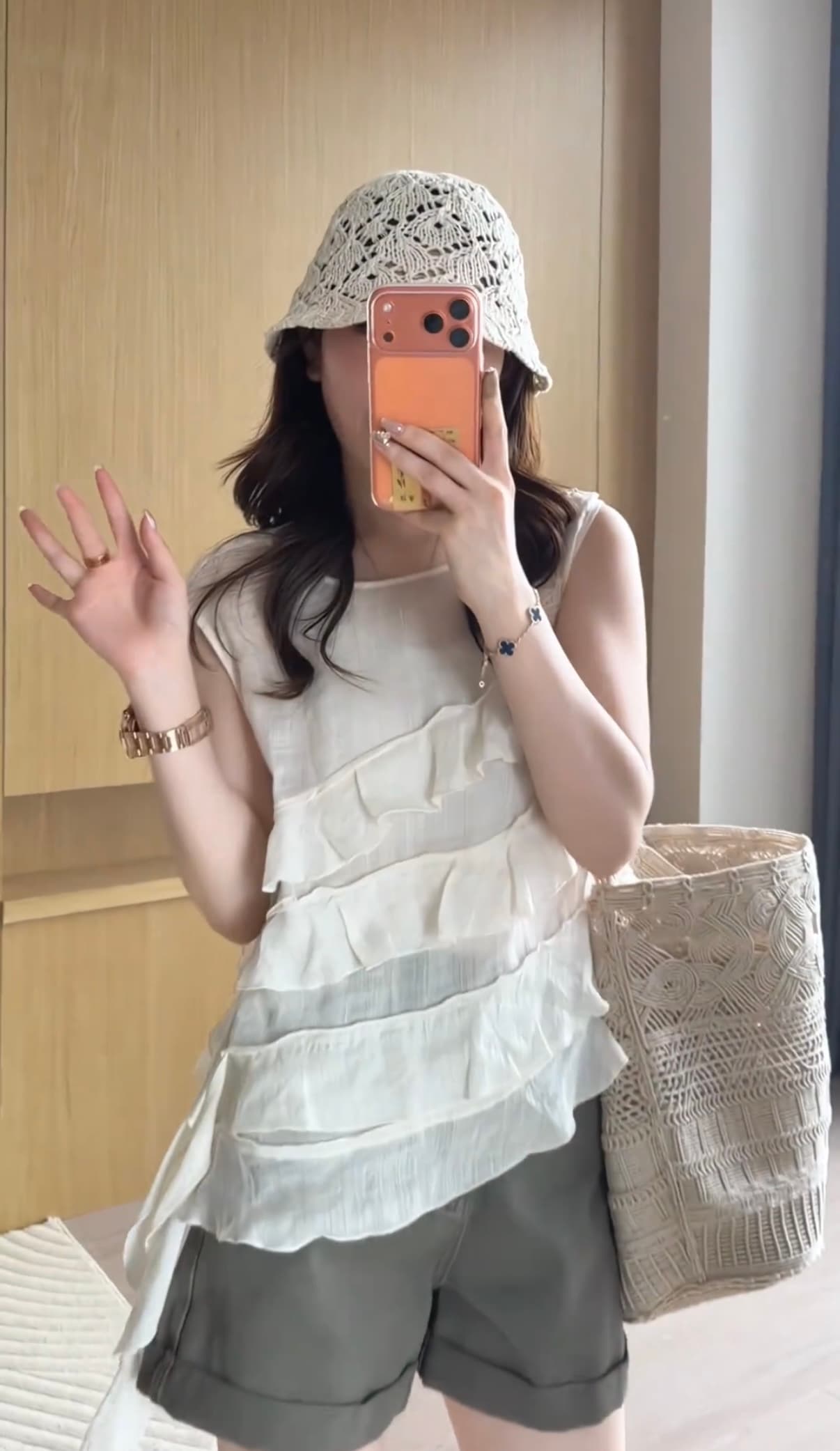 콩 추천 여름 프랑스식 프릴 리본 민소매 품격 작은 셔츠 루즈핏 패션 맨위 반바지 이미지 4