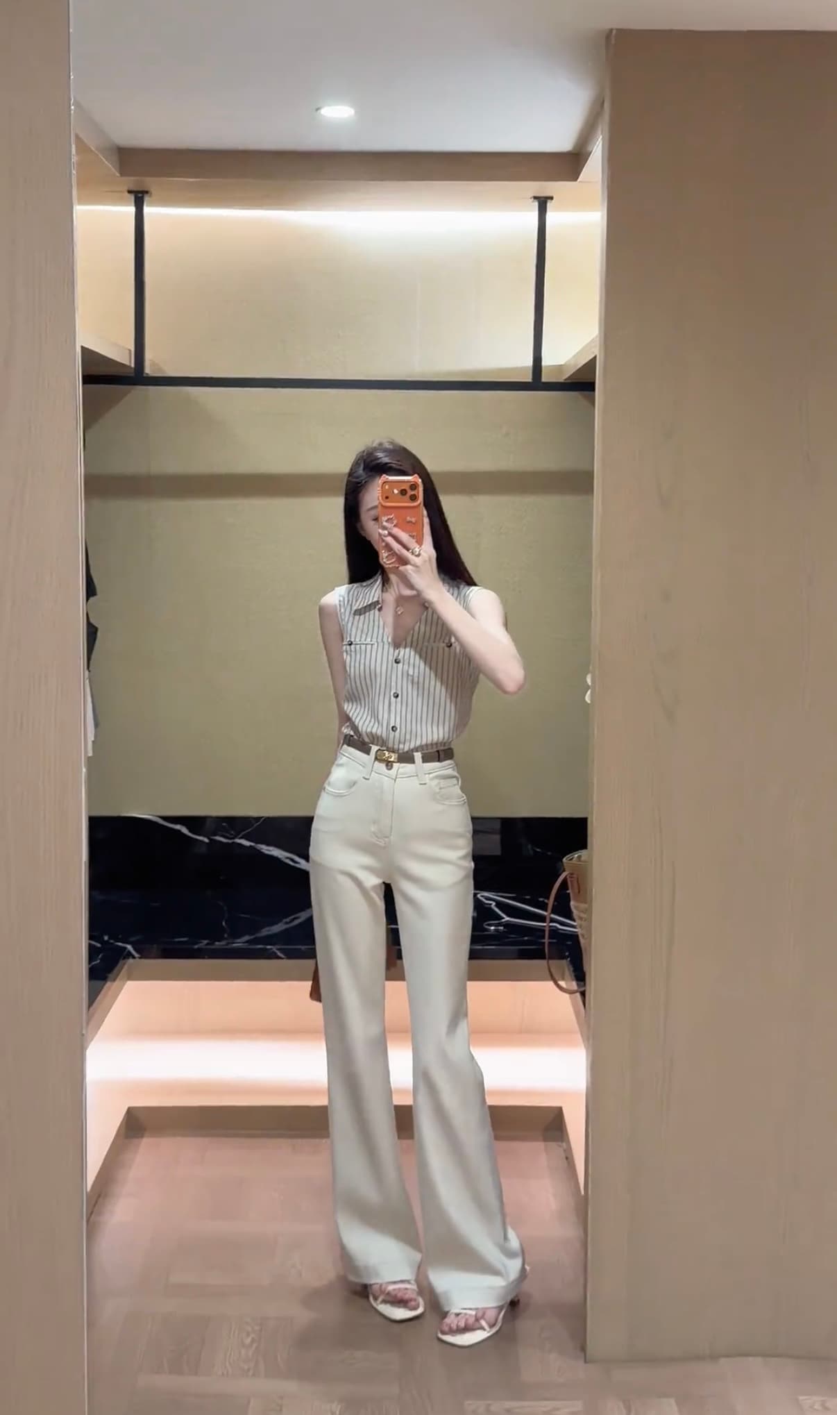 오래된 돈 바람 레트로 스트라이프 민소매 POLO 칼라 여성 셔츠 새로운 디자인 센스 슬림해 보이는 다용도 맨위 청바지 이미지 4