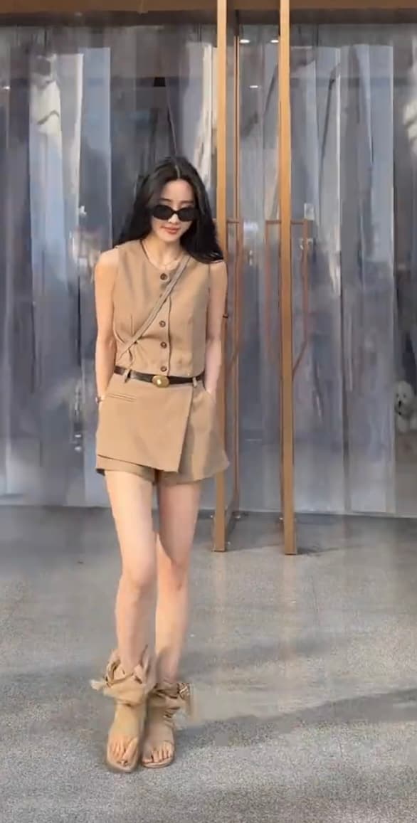 정장 투피스 세트 경기 벨트 이미지 2