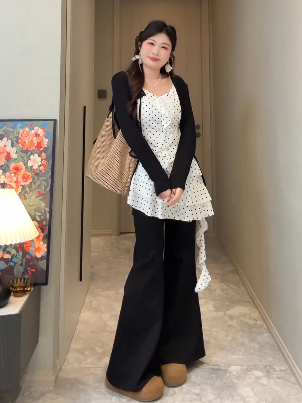 빅 사이즈 마이크로 지방 mm 한 부서 레트로 도트 무늬 불규칙 프릴 슬립 점프 슈트 치마 검정색 오픈 가디건 세트 이미지 3