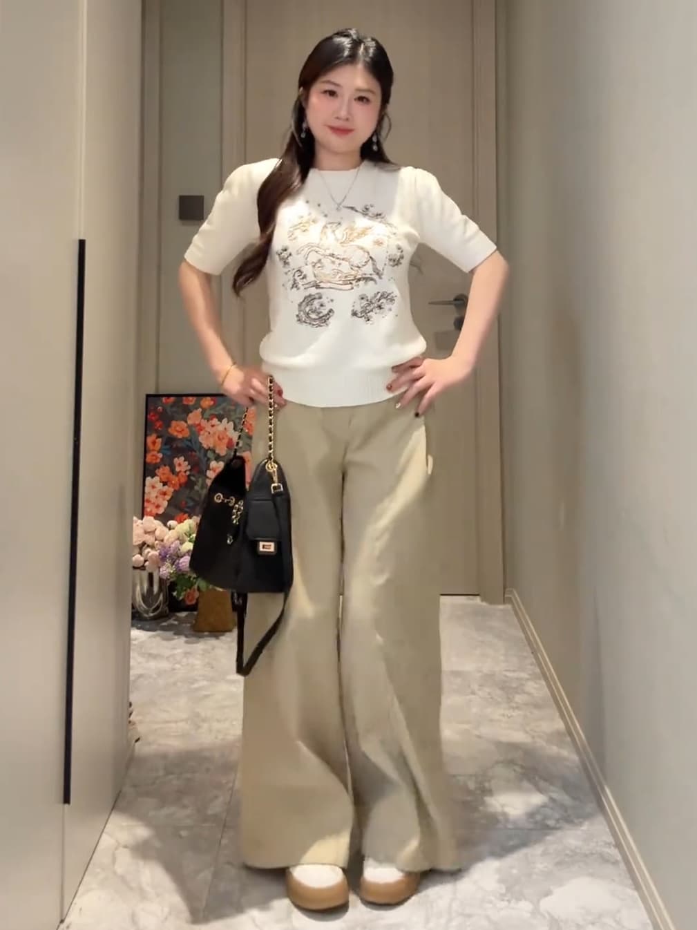 빅 사이즈 지방 mm 무거운 작업 자수 작은 말 패턴 니트 반팔 티셔츠 여성 봄 여름 순수한 욕망 바람 슬림해 보이는 긍정적 인 어깨 의류 상세 이미지 2