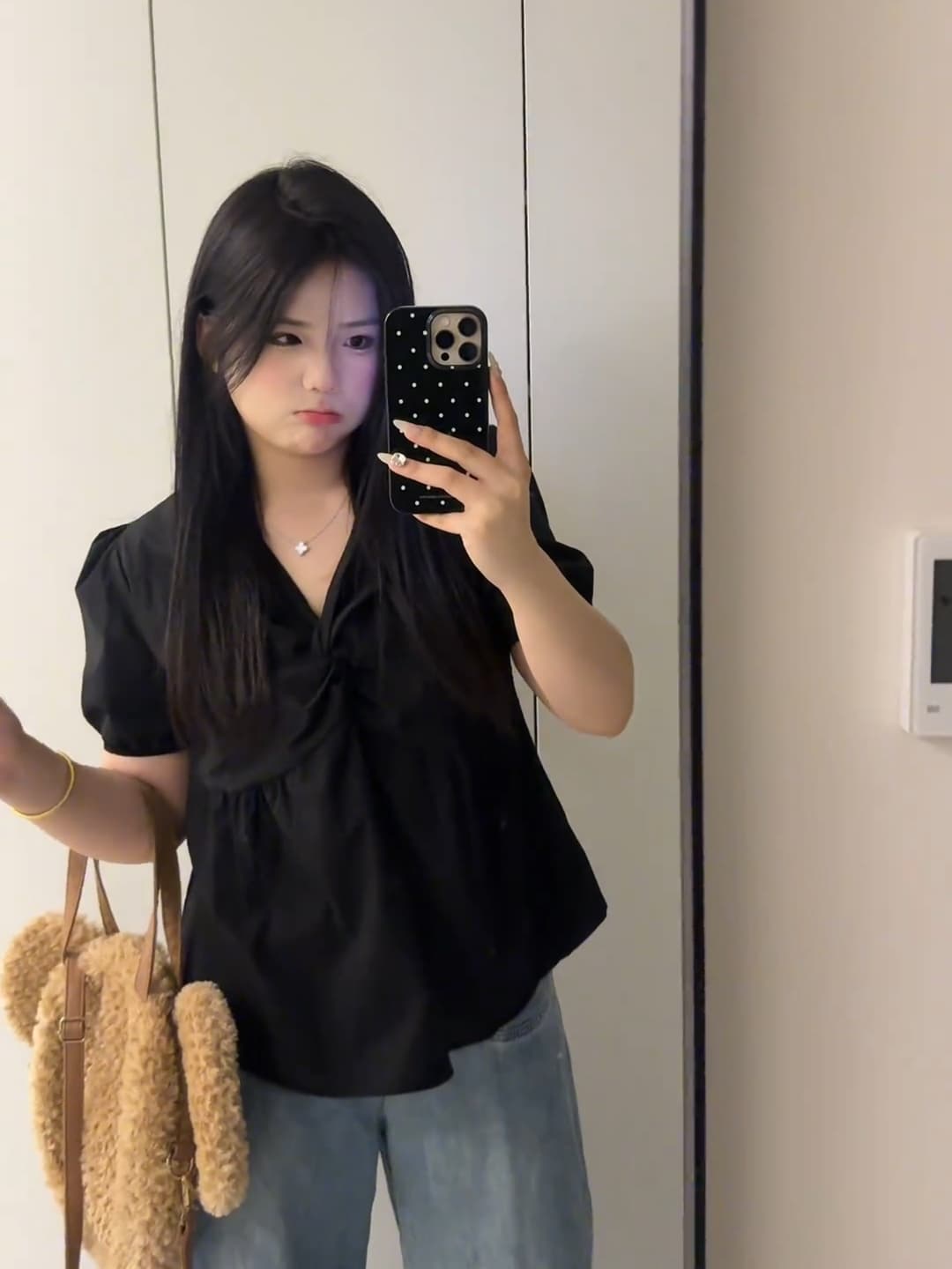 빅 사이즈 여성 의류 지방 mm 프랑스식 V넥 비틀림 거품 소매 반팔 셔츠 2026 여름 표지 고기 슬림해 보이는 맨위 트렌디 상세 이미지 4