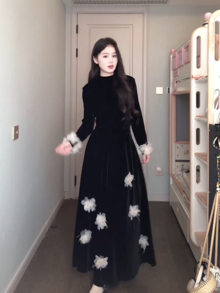 빅 사이즈 부유 한 가족 천 금빛 바람 검정색 벨벳 세트 드레스 여성 가을 겨울철 3 차원 꽃 고급 센스 품격 롱 스커트 상세 이미지 8
