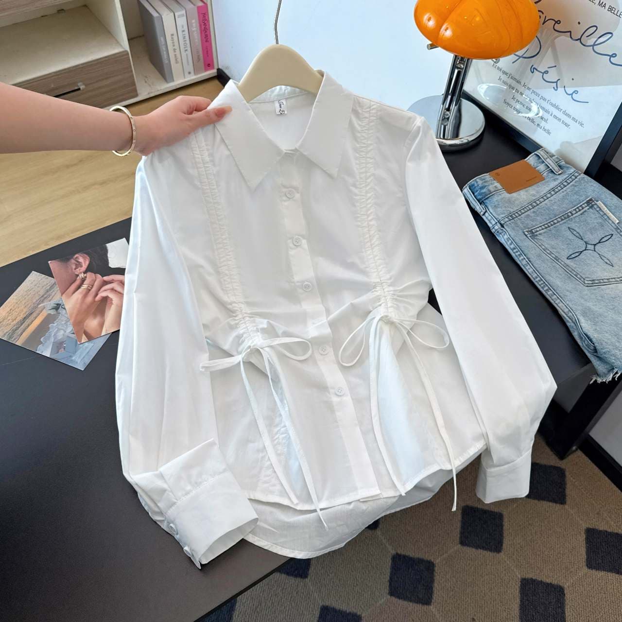 한국 스타일 불규칙 펌프 Pleat POLO 칼라 긴팔 여성 셔츠 가을 얇은 스타일 디자인 센스 허리 수축 품격 재킷 맨위 상세 이미지 3