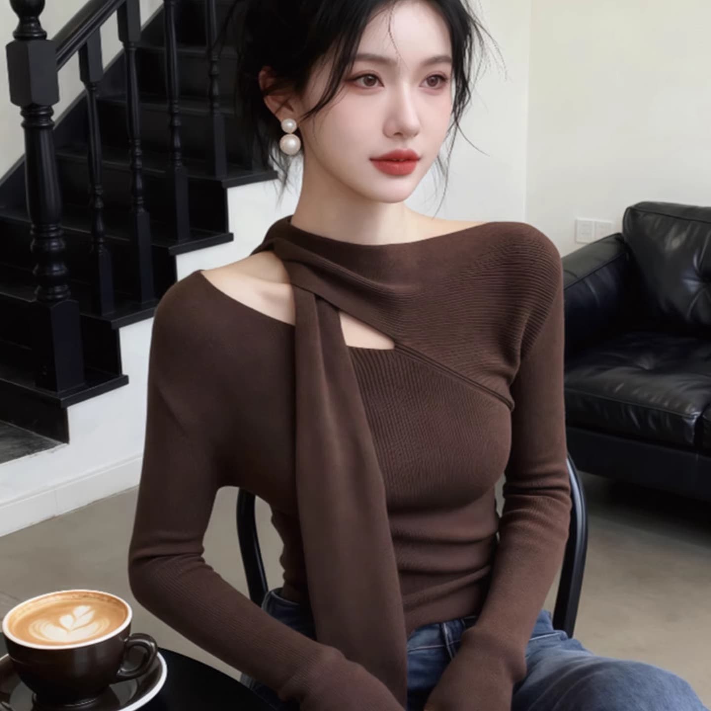 이른 가을 새로운 착용 가져 가라. 몸매 가꾸기 슬림해 보이는 긴팔 티셔츠 기본 셔츠 맨위 2026 년 가을 겨울 커피 색상 니트 여성 의류 이미지 3