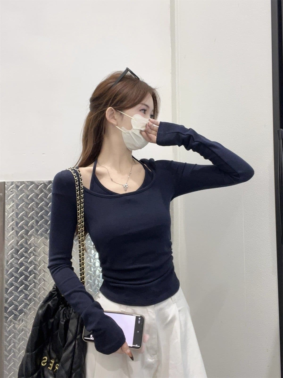 40 차가운 실크 차가운 면 2026 한 부서 핫걸 페이크 레이어드 슬립 오프숄더 긴팔 티셔츠 여성 가을 맨위 이미지 3