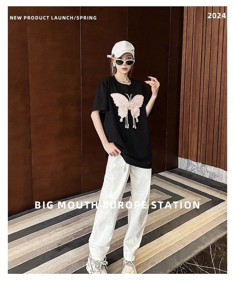 2026 년 새로운 검정색 국풍 나비 라운드 넥 반팔 티셔츠 여성 여름 디자인 루즈핏 슬림해 보이는 반소매 맨위 상세 이미지 2