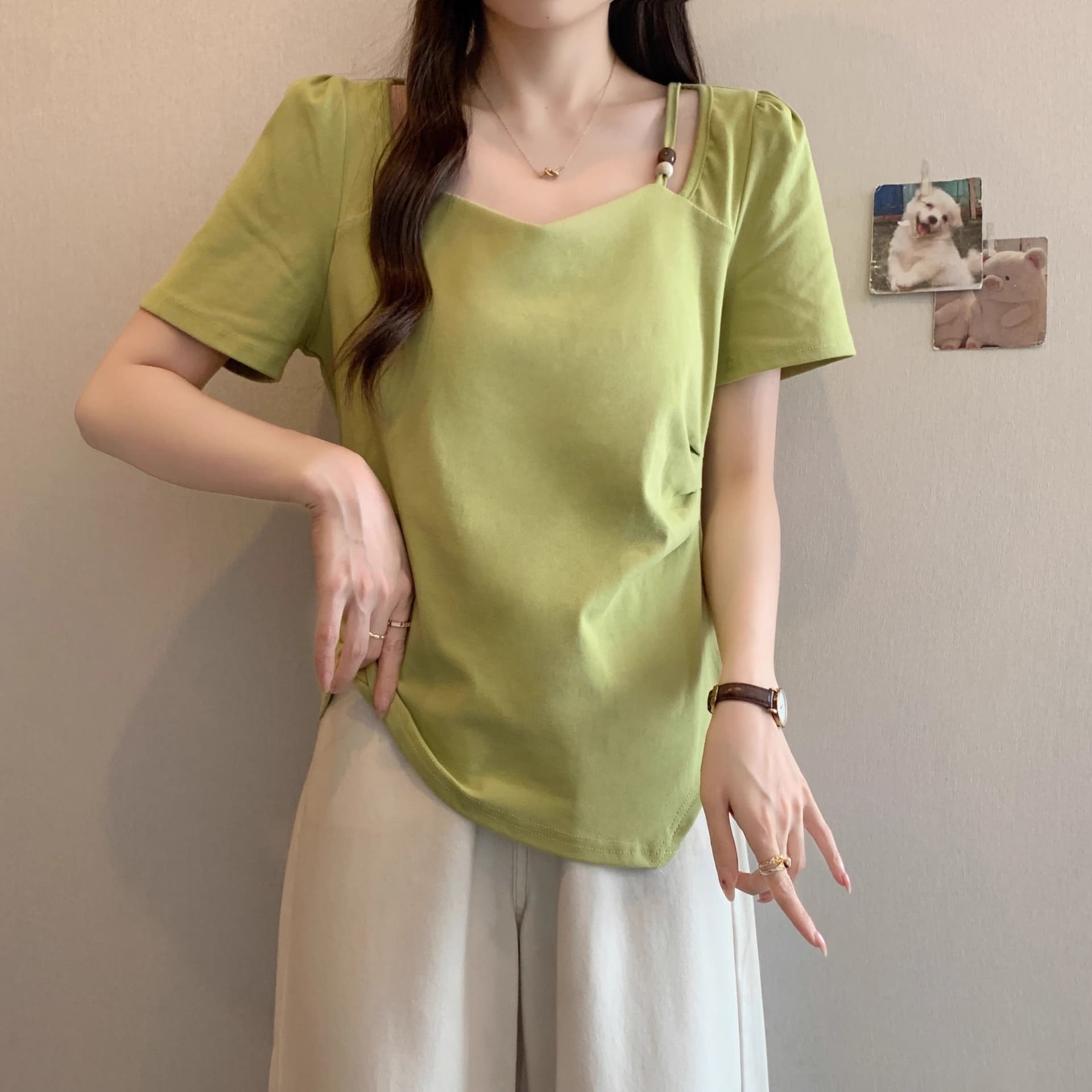 2026 년 디자인 센스 긍정적 인 어깨 광장 칼라 비즈 반팔 티셔츠 여성 여름 새로운 불규칙 허리 수축 슬림해 보이는 맨위 상세 이미지 15