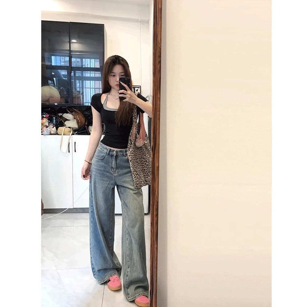 한 부서 착용 가져 가라. 페이크 레이어드 반팔 티셔츠 2026 여름 새로운 행침 목 디자인 센스 몸매 가꾸기 슬림해 보이는 쇼트 스타일 맨위