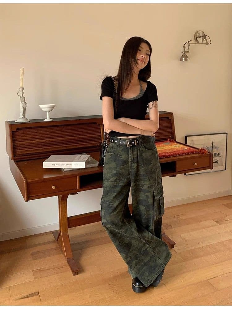검정색 페이크 레이어드 반팔 티셔츠 여성 2026 여름 새로운 디자인 센스 chic 한 부서 착용 가져 가라. 행침 목 쇼트 스타일 맨위 상세 이미지 5