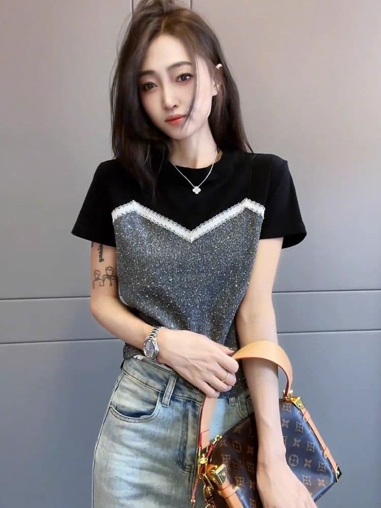 2026 여름 새로운 라운드 넥 긍정적 인 어깨 패션 패치워크 배색 반팔 티셔츠 여성 연령 감소 캐주얼 페이크 레이어드 맨위 상세 이미지 6