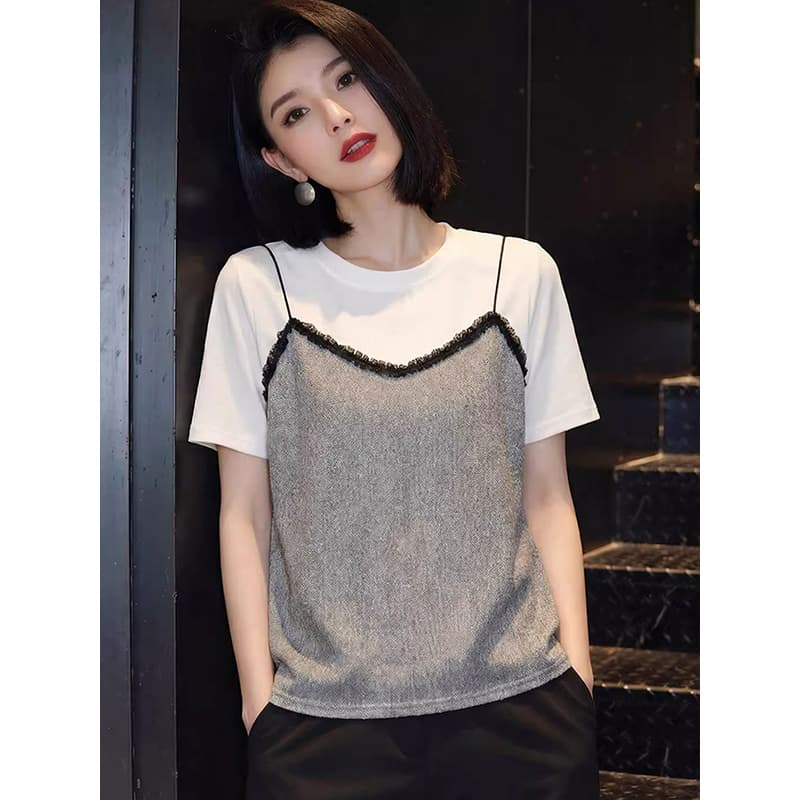 여름 2026 년 새로운 페이크 레이어드 반팔 티셔츠 루즈핏 표지 배색 거친 가장자리 슬립 디자인 센스 작은 대중 맨위