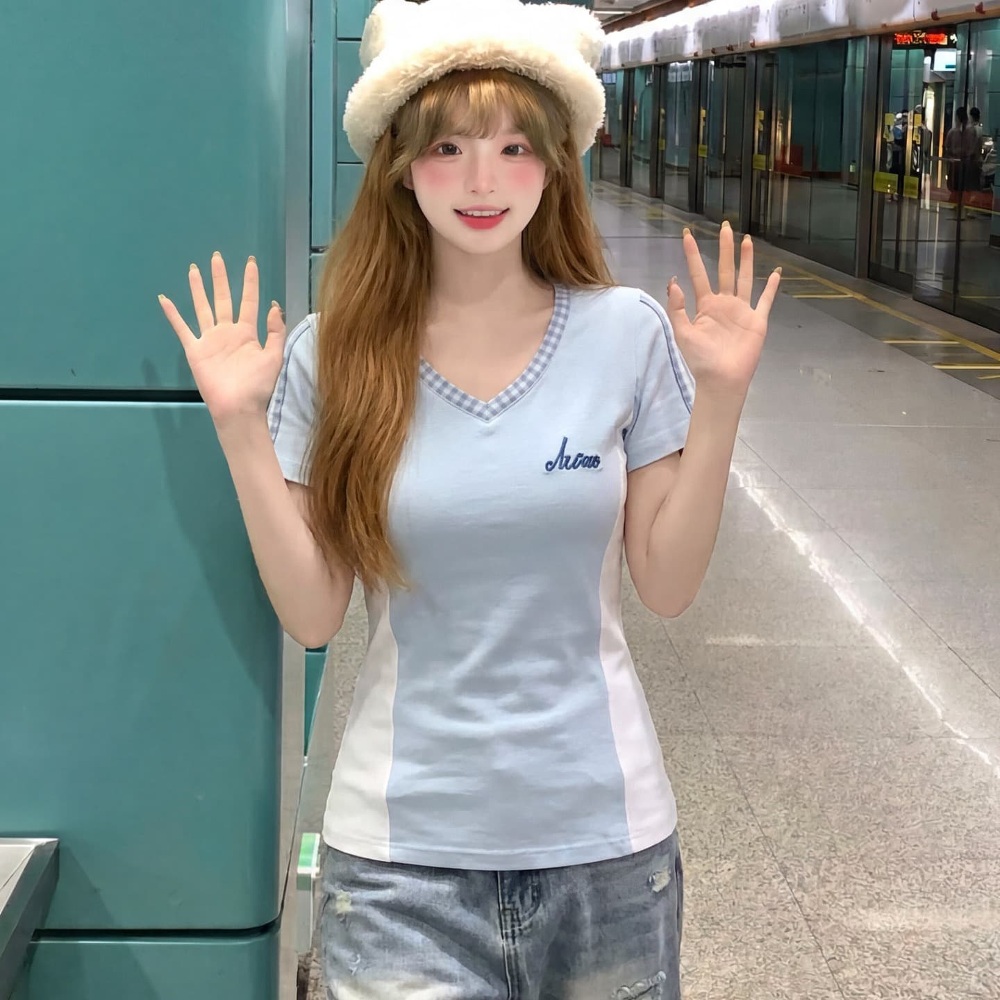리브 고급 센스 파란색 V넥 반팔 티셔츠 여성 여름 허리 수축 슬림해 보이는 다용도 아름다운 맨위
