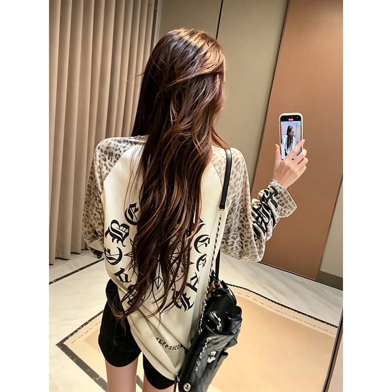 눈꽃 면 아메리칸 산스크리트어 알파벳 레오파드 무늬 긴팔 티셔츠 루즈핏 경량 블라우스 캐주얼 느긋한 맨위 이미지 5