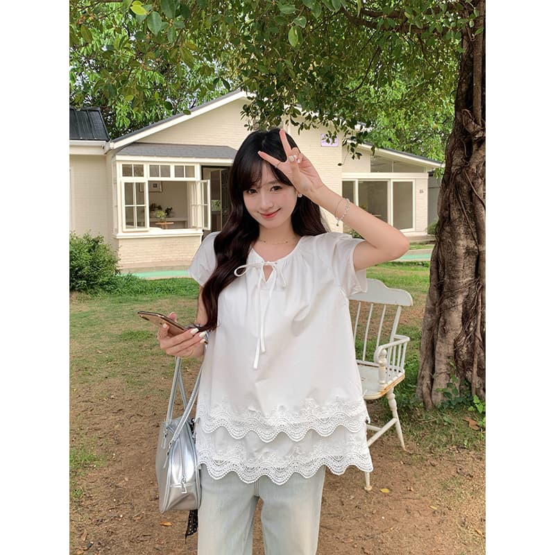 사면 신축 프랑스식 Chic 홀로우 아웃 계단식 레이스 반팔 여성 셔츠 여름 새로운 디자인 센스 고유 한 맨위 이미지 5