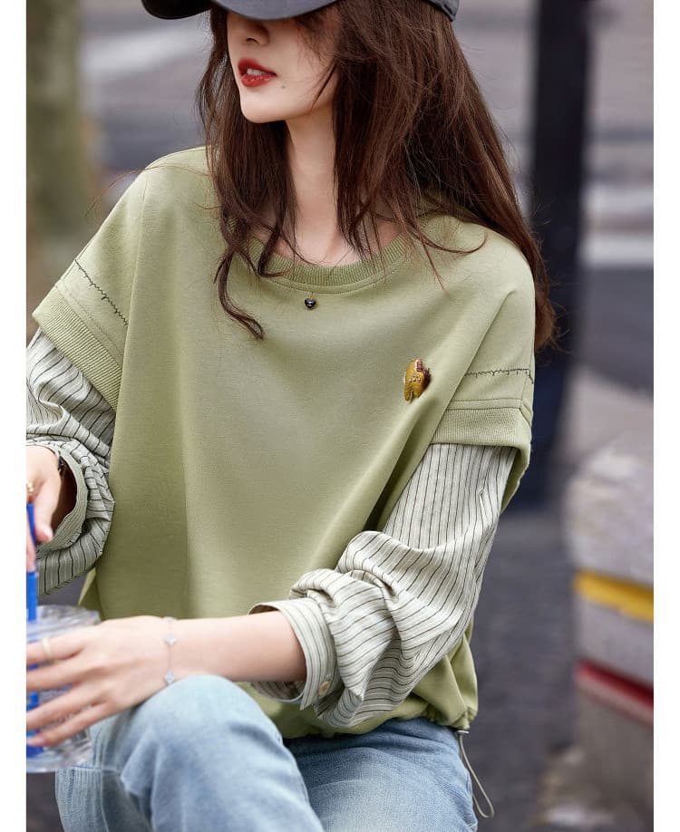Chic 슬림해 보이는 작은 키 맨위 26 봄 라운드 넥 패치워크 페이크 레이어드 풀오버 스웨트셔츠 상세 이미지 1