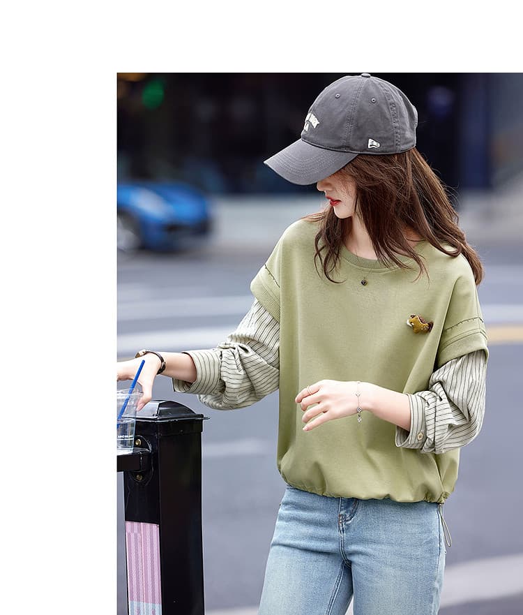 Chic 슬림해 보이는 작은 키 맨위 26 봄 라운드 넥 패치워크 페이크 레이어드 풀오버 스웨트셔츠 상세 이미지 8
