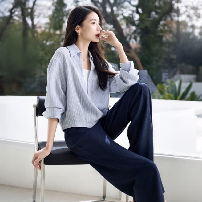 직업 신청 계절 고급 페이크 레이어드 셔츠 2026 가을 여성 의류 패치워크 배색 스트라이프 루즈핏 패션 출퇴근 맨위