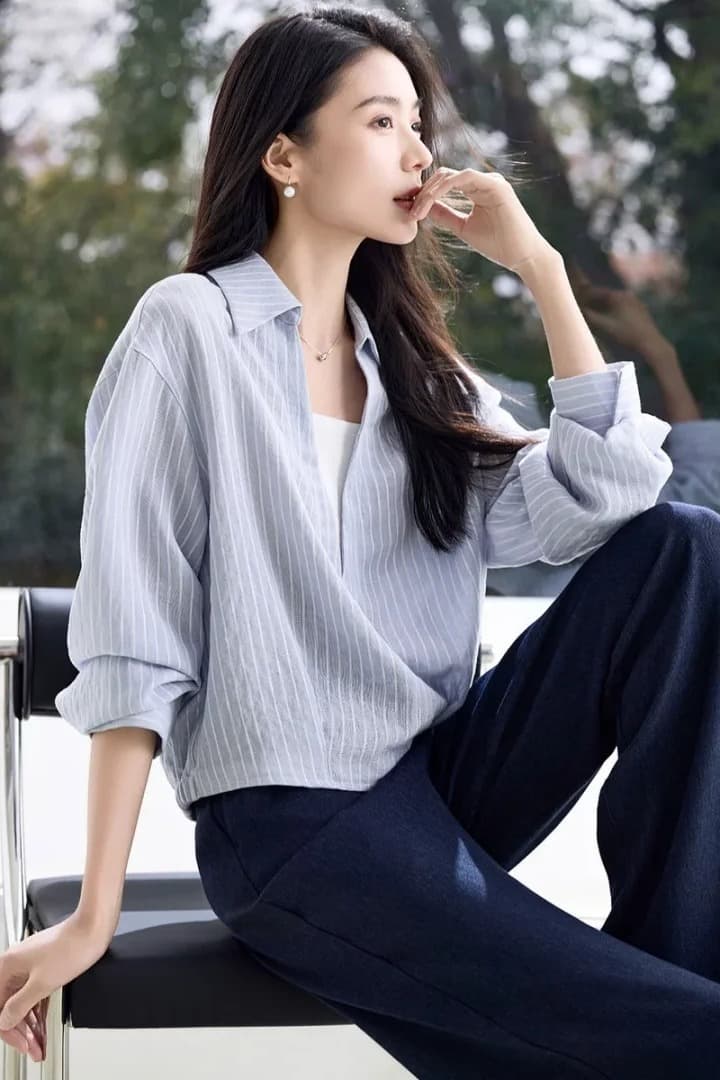직업 신청 계절 고급 페이크 레이어드 셔츠 2026 가을 여성 의류 패치워크 배색 스트라이프 루즈핏 패션 출퇴근 맨위 이미지 6