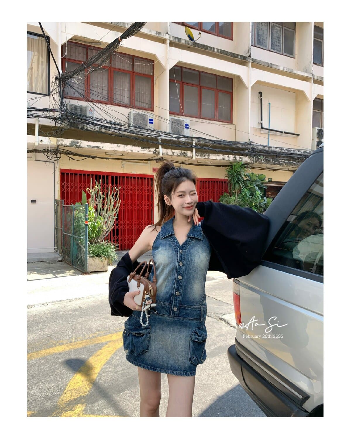 쇼 와 블루 아메리칸 고대 복장 센스 표지 고기 슬림해 보이는 백리스 행침 목 칼라 데님 드레스 상세 이미지 17
