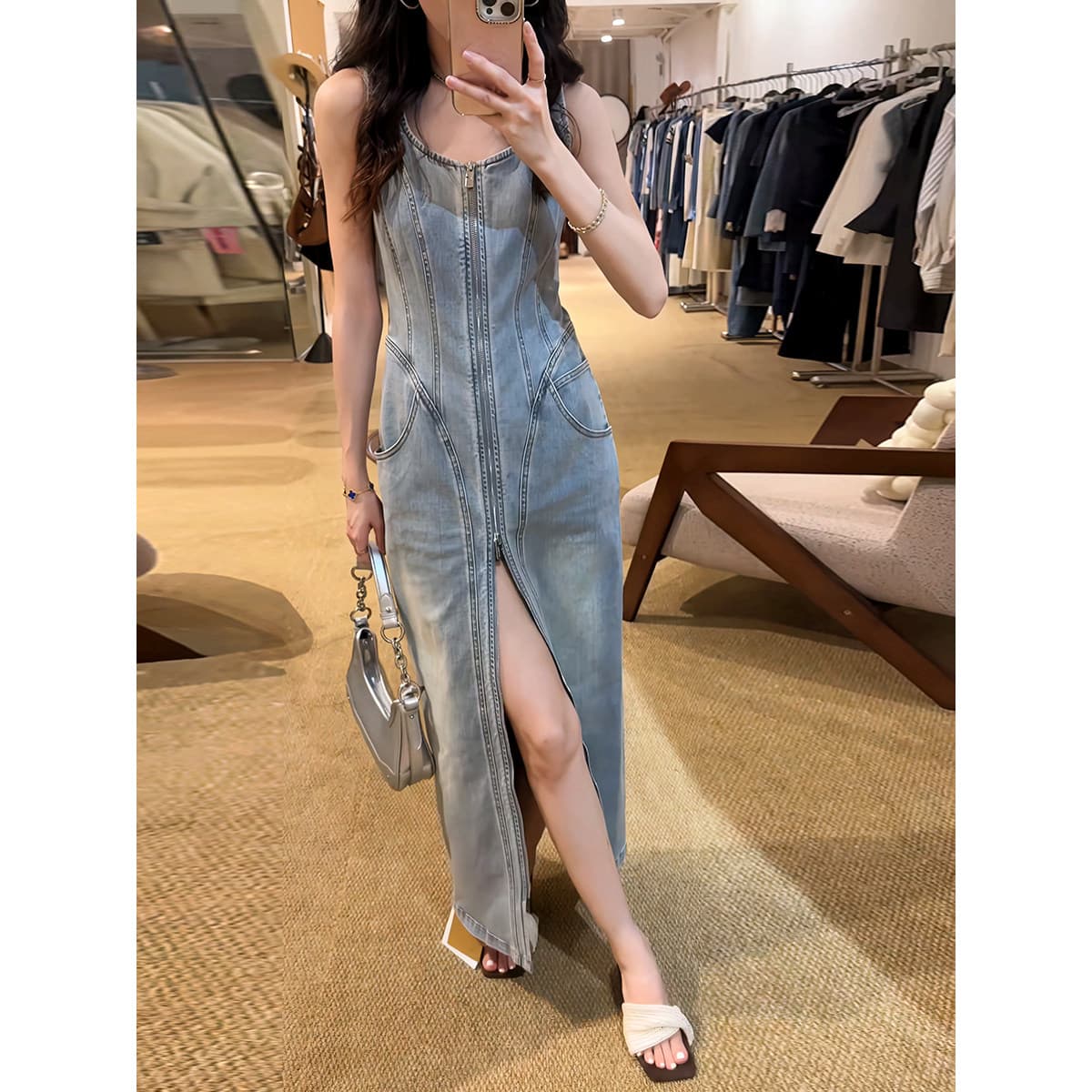 레트로 세련된 이전 트임 u 칼라 데님 조끼 스커트 2026 새로운 여름 새로운 지퍼 민소매 드레스 상세 이미지 5