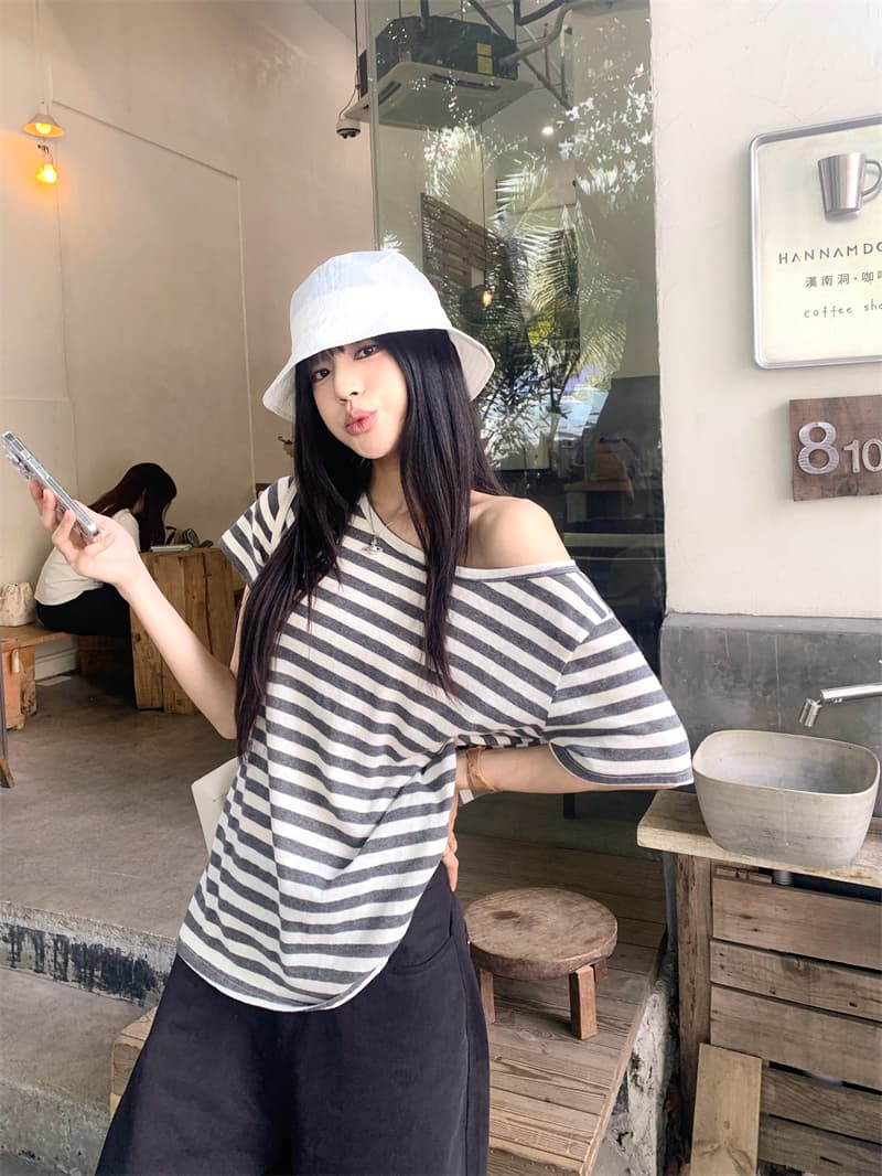 지금 실사 오래된 돈 바람 마 센스 오프숄더 스트라이프 티셔츠 비스듬한 어깨 여름 반팔 맨위 상세 이미지 1