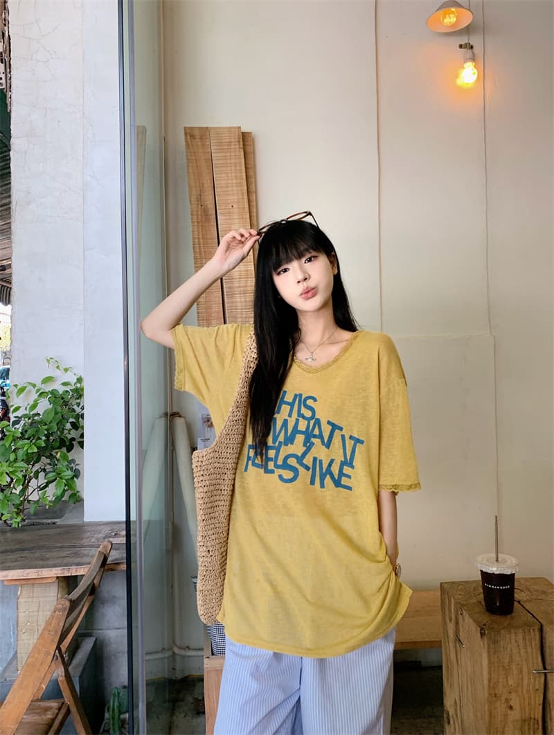 있음 선적 실사 한 부서 눈꽃 면 알파벳 루즈핏 레이스 V넥 티셔츠 느긋한 스트라이프 캐주얼 바지 세트 상세 이미지 13