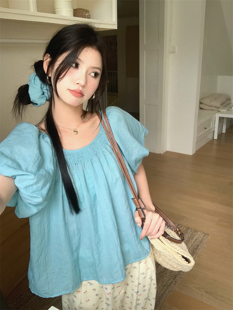 있음 선적 실사 달콤함 거품 소매 관대 한 칼라 연령 감소 슬림해 보이는 인형 셔츠 꽃무늬 데님 와이드 레그 팬츠 세트 상세 이미지 5