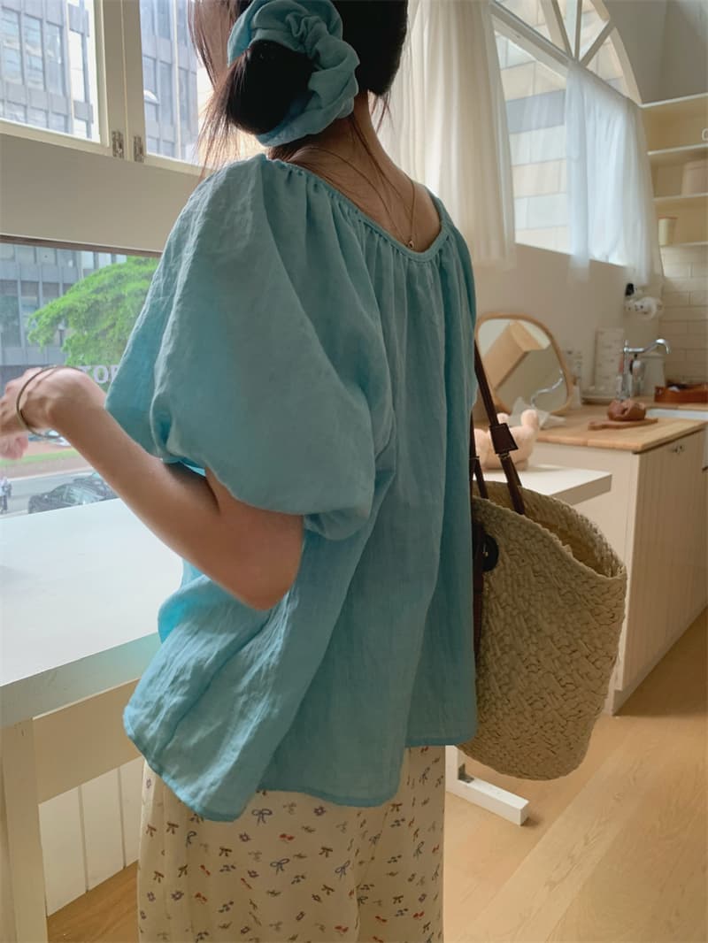 있음 선적 실사 달콤함 거품 소매 관대 한 칼라 연령 감소 슬림해 보이는 인형 셔츠 꽃무늬 데님 와이드 레그 팬츠 세트 상세 이미지 6