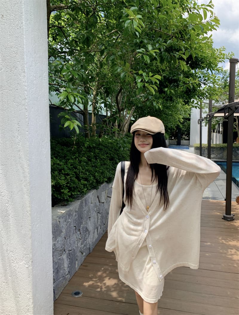 있음 선적 실사 이른 가을 얇은 스타일 아마 오트밀 색상 얇은 스타일 니트 오픈 가디건 조끼 니트 반신 스커트