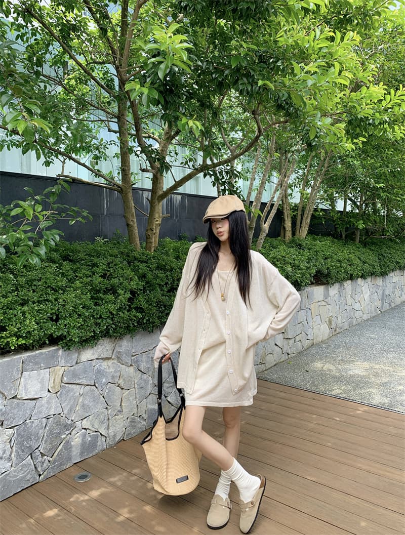 있음 선적 실사 이른 가을 얇은 스타일 아마 오트밀 색상 얇은 스타일 니트 오픈 가디건 조끼 니트 반신 스커트 상세 이미지 26