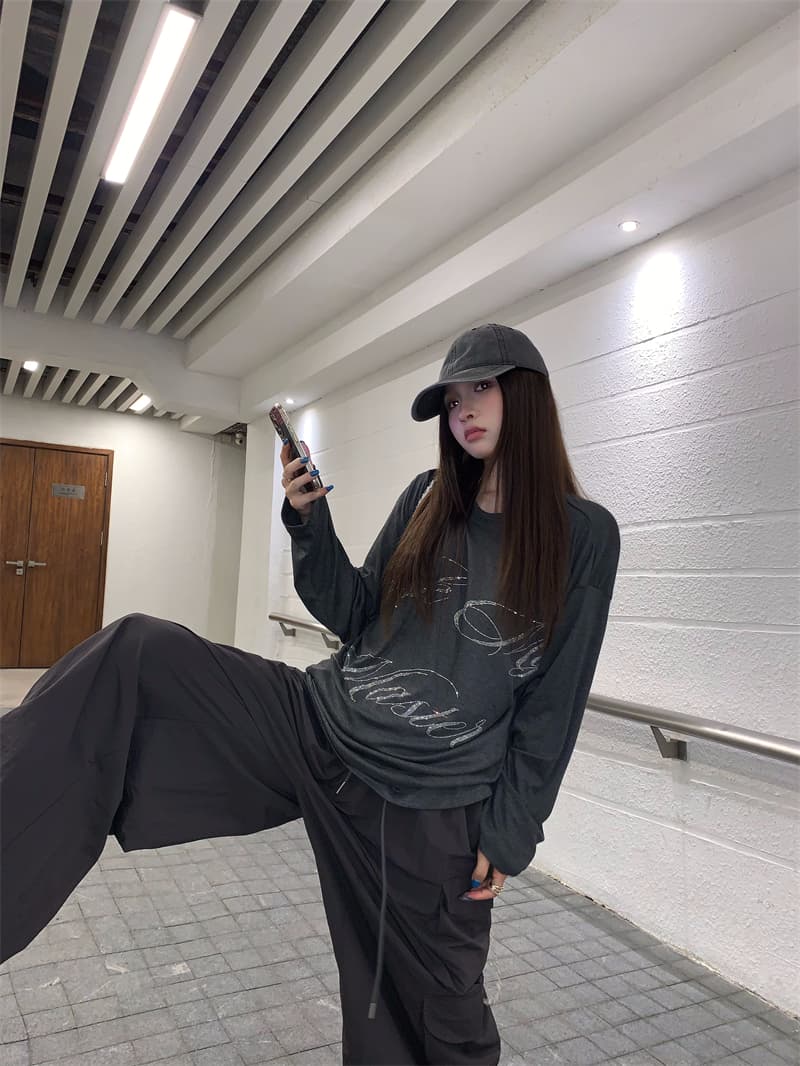 실사 정가 느긋한 바람 루즈핏 다용도 회색 핫픽스 알파벳 긴팔 티셔츠 회색 워크웨어 팬츠 세트 상세 이미지 10
