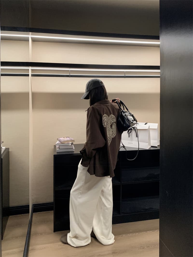 있음 선적 실사 이른 가을 느긋한 바람 아름다움 라드. 색상 시스템 두꺼움 극중 플러시 표면 프린트 셔츠 맨위 상세 이미지 23