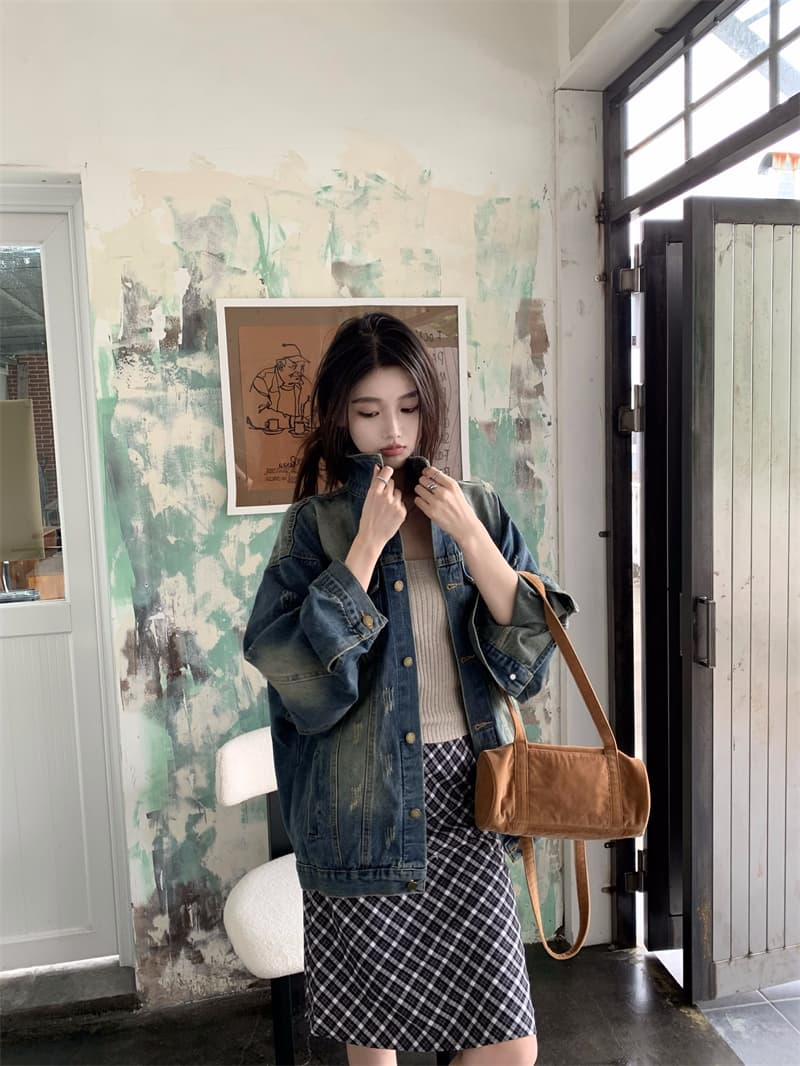 지금 실사 정가 한 부서 루즈핏 느긋한 바람 마 오래된 찢어진 데님 여성 코트 맨위 상세 이미지 11