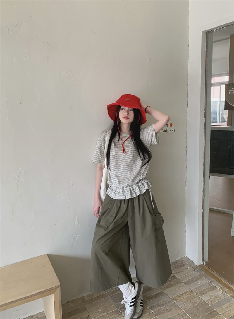 있음 선적 실사 한 국풍 연령 감소 스트라이프 밑단 펌프 로프 반팔 티셔츠 육군 녹색 캐주얼 8 분 바지 세트 상세 이미지 16