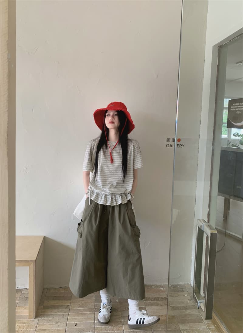 있음 선적 실사 한 국풍 연령 감소 스트라이프 밑단 펌프 로프 반팔 티셔츠 육군 녹색 캐주얼 8 분 바지 세트 상세 이미지 17
