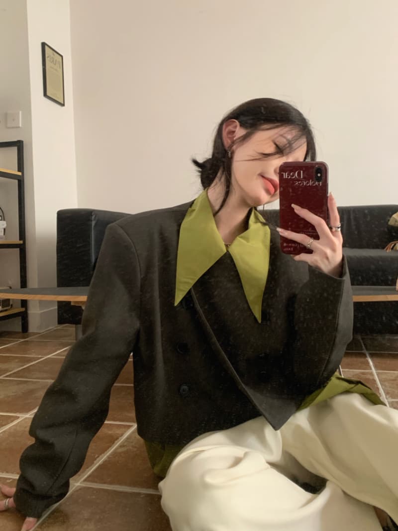 있음 선적 실사 이른 가을 라운드 넥 쇼트 스타일 절묘한 작은 여자 패션 재킷 이중 버튼 이미지 2