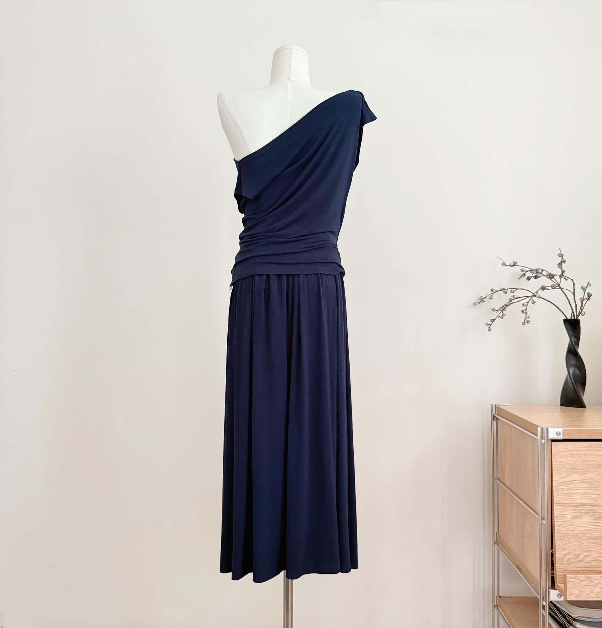 흔들어서 톤 공기 구름 센스 얼음 산소 수퍼 모델 모달 흔들다 칼라 맨위 허리 핀치 Pleat 롱 스커트 여성복 상세 이미지 10