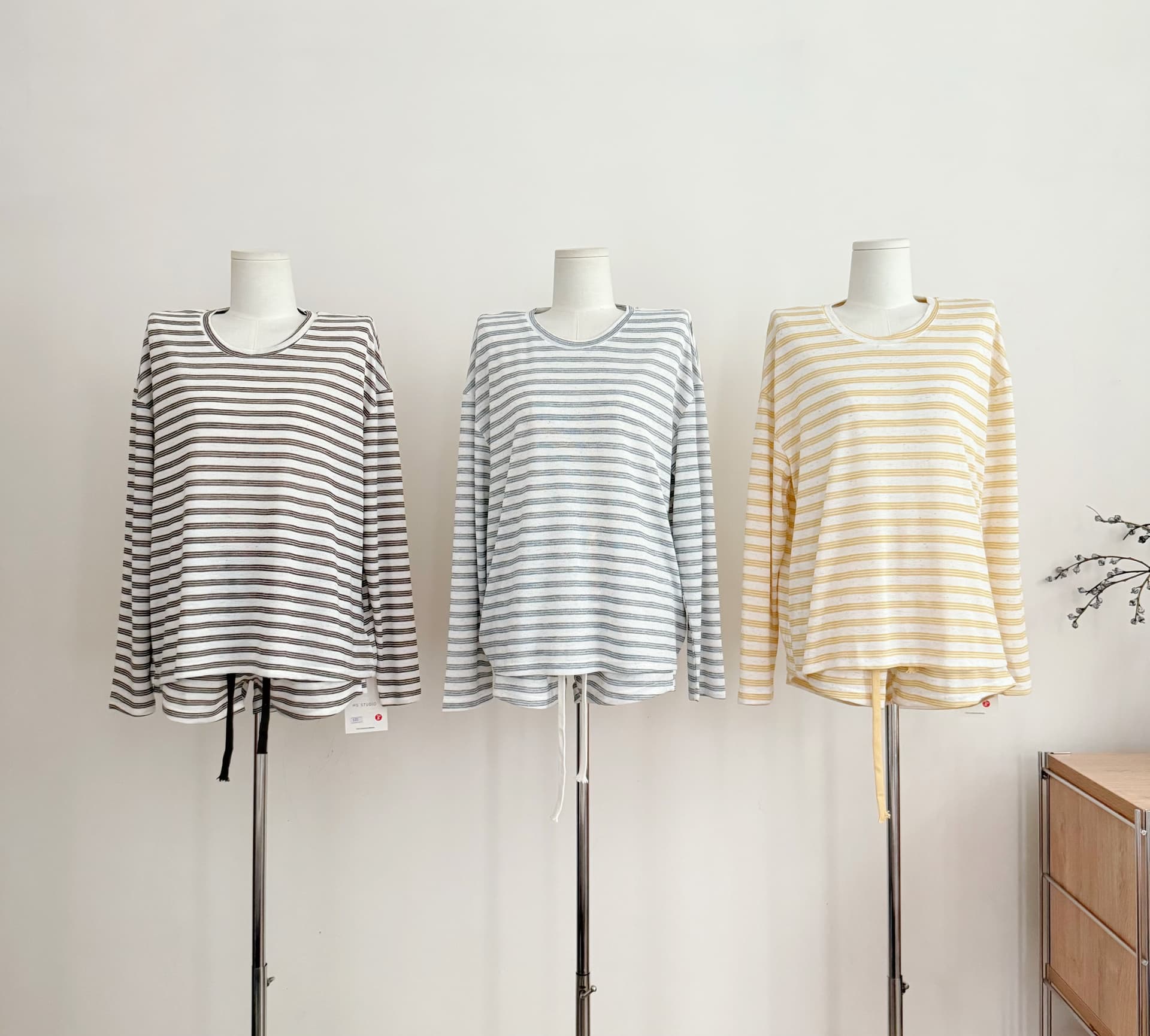 skk store 지식인 스트라이프 160g 상쾌 아마 라미 느슨함 스트라이프 루즈핏 티셔츠 세트 여성